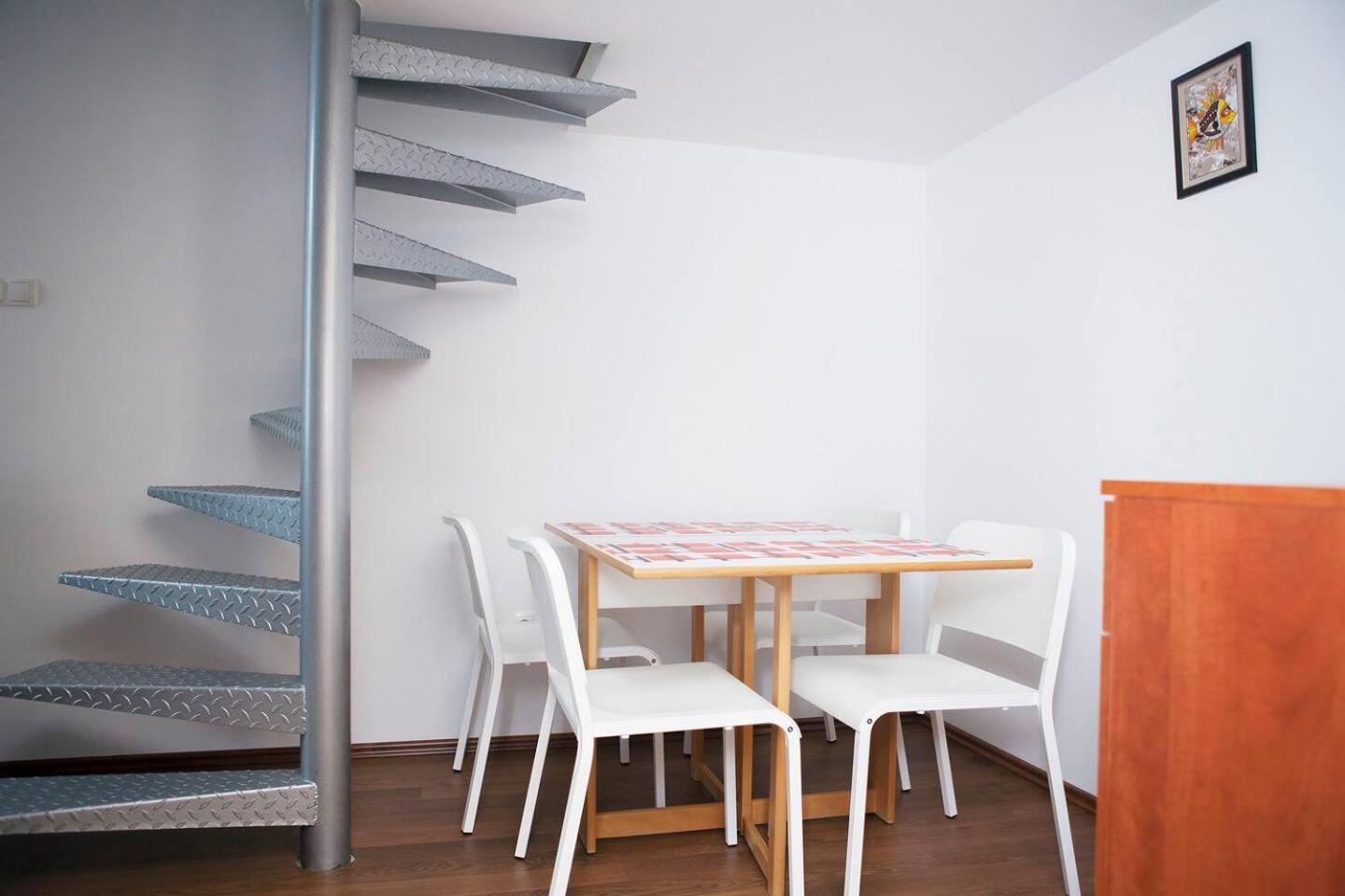 Apartamento Downtown Csengery 10
