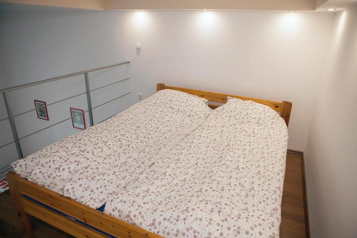 Downtown Csengery 10 Apartamento